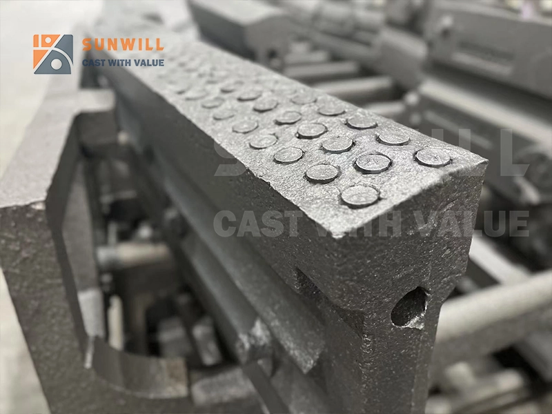 TiC Reinforced Manganese Blow Bars