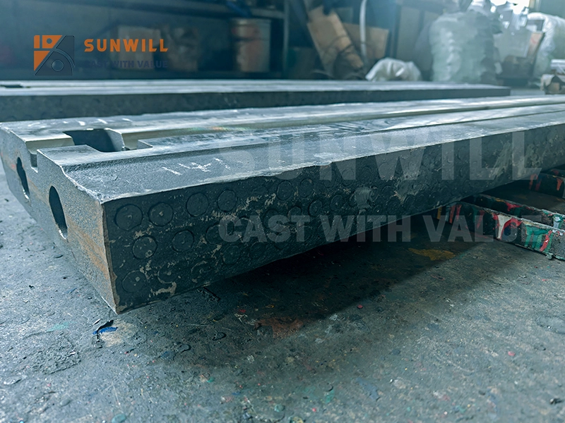 TiC Reinforced Manganese Blow Bars