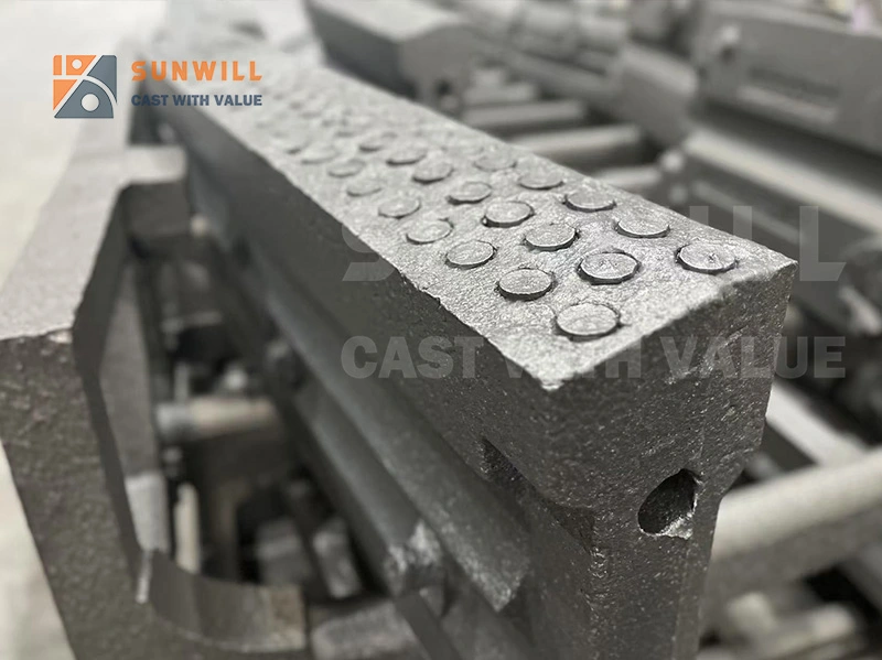 TiC Embedded Manganese Blow Bars for Crusher Wear Parts
